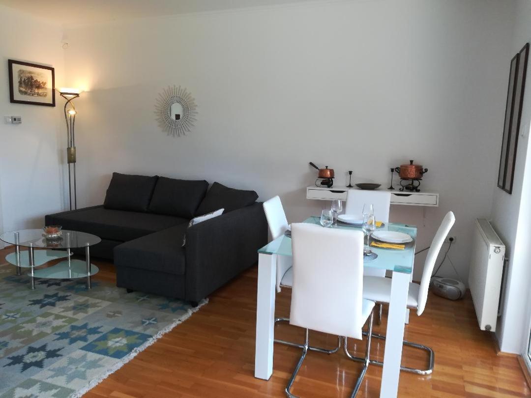 Homy Apartment In Buda, With Safe Garage And Terrace Budapest Ngoại thất bức ảnh
