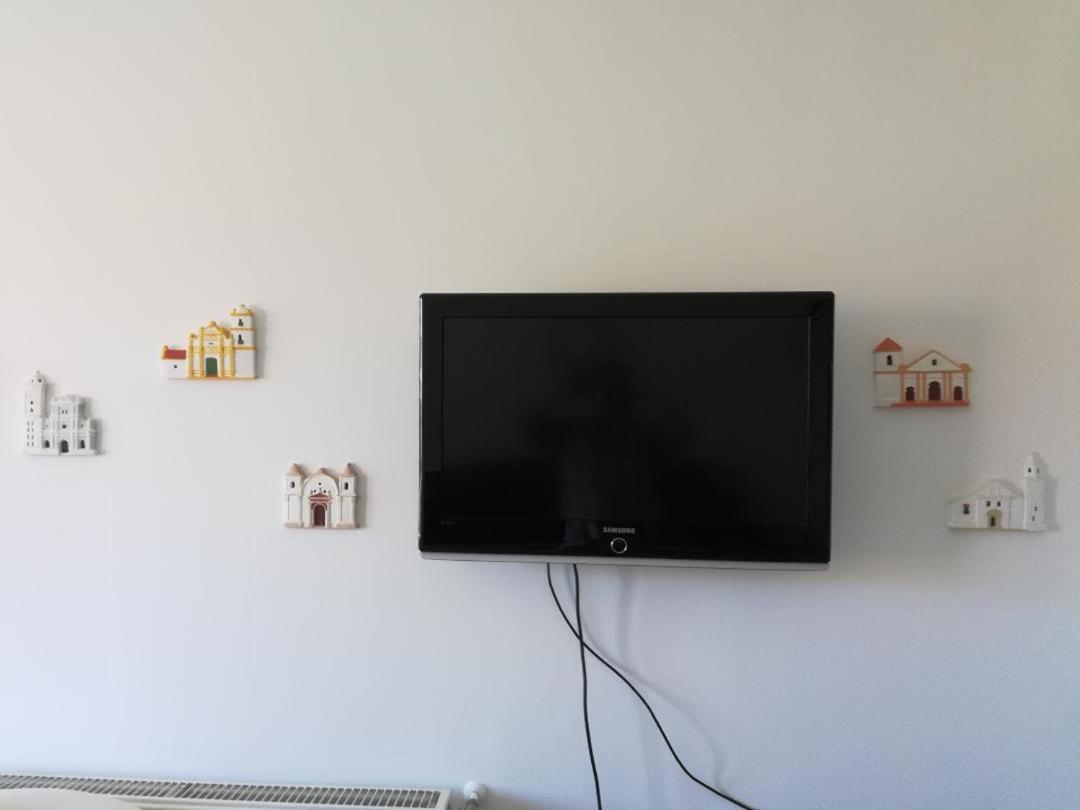 Homy Apartment In Buda, With Safe Garage And Terrace Budapest Ngoại thất bức ảnh
